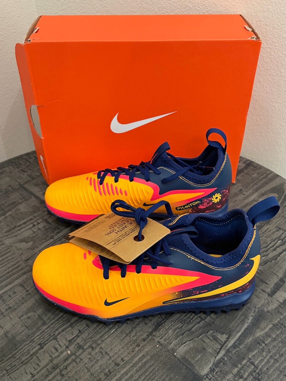 🚨BRAND NEW Nike Kids Erling Haaland INDOOR Soccer SHOES🚨